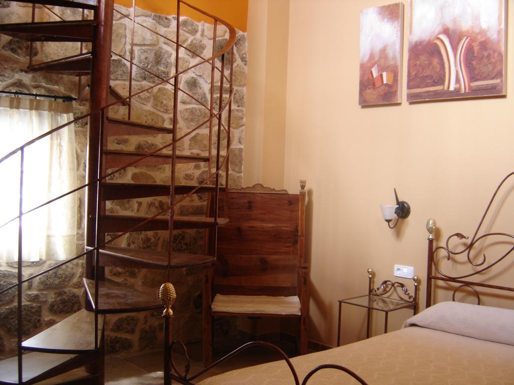 Hostal Casa Laure Y Mª Jose Arens de Lledo エクステリア 写真