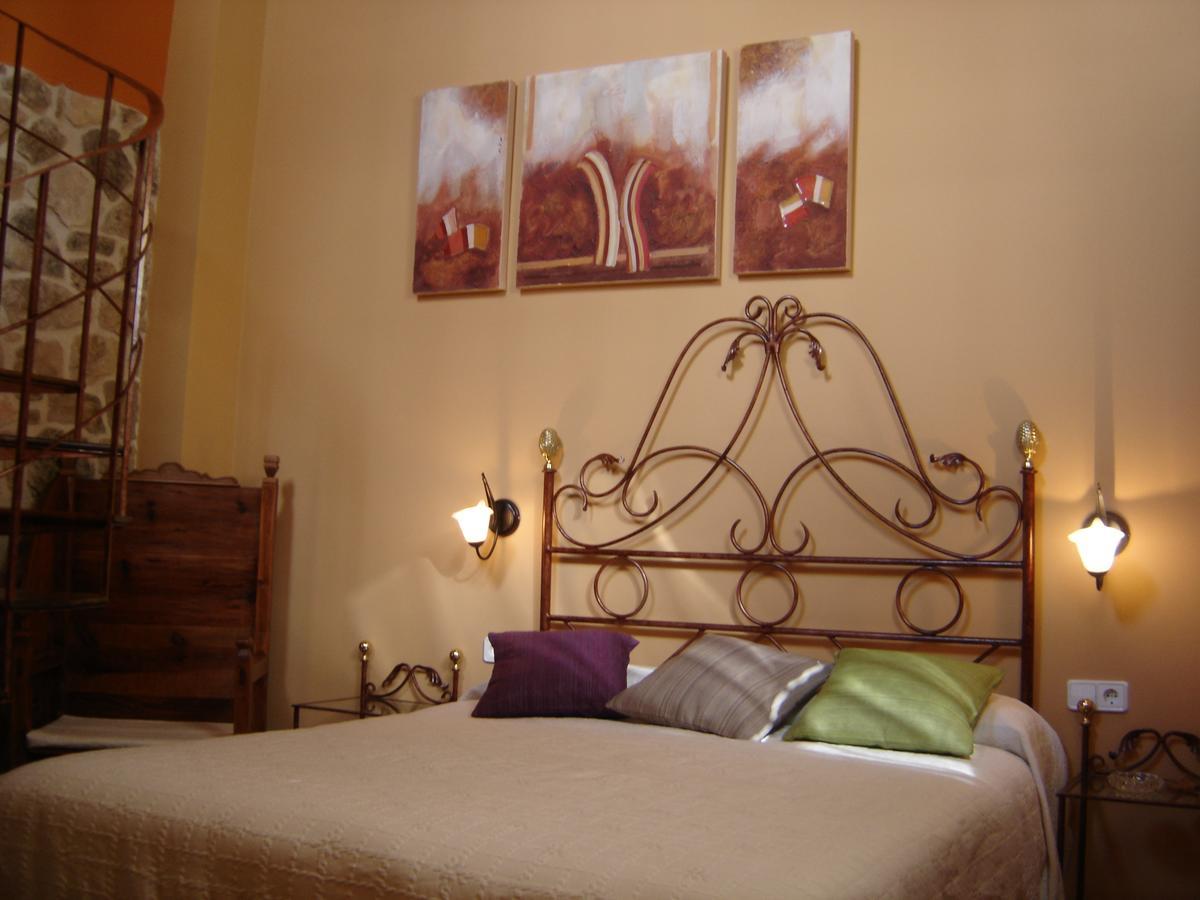 Hostal Casa Laure Y Mª Jose Arens de Lledo エクステリア 写真